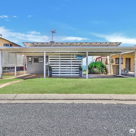 Spectacular Emu Park Get Away! Villa Exterior photo